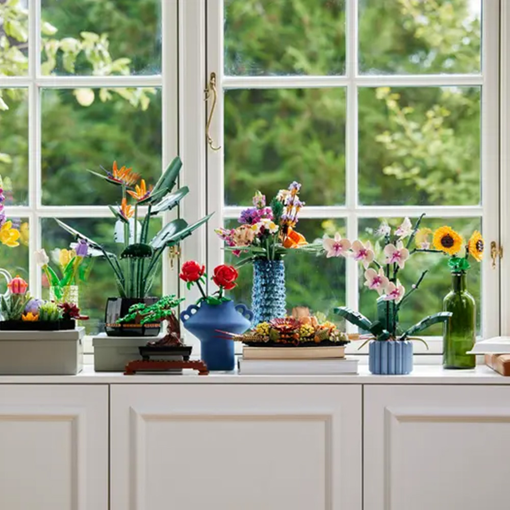 LEGO® Botanicals: Sunflowers